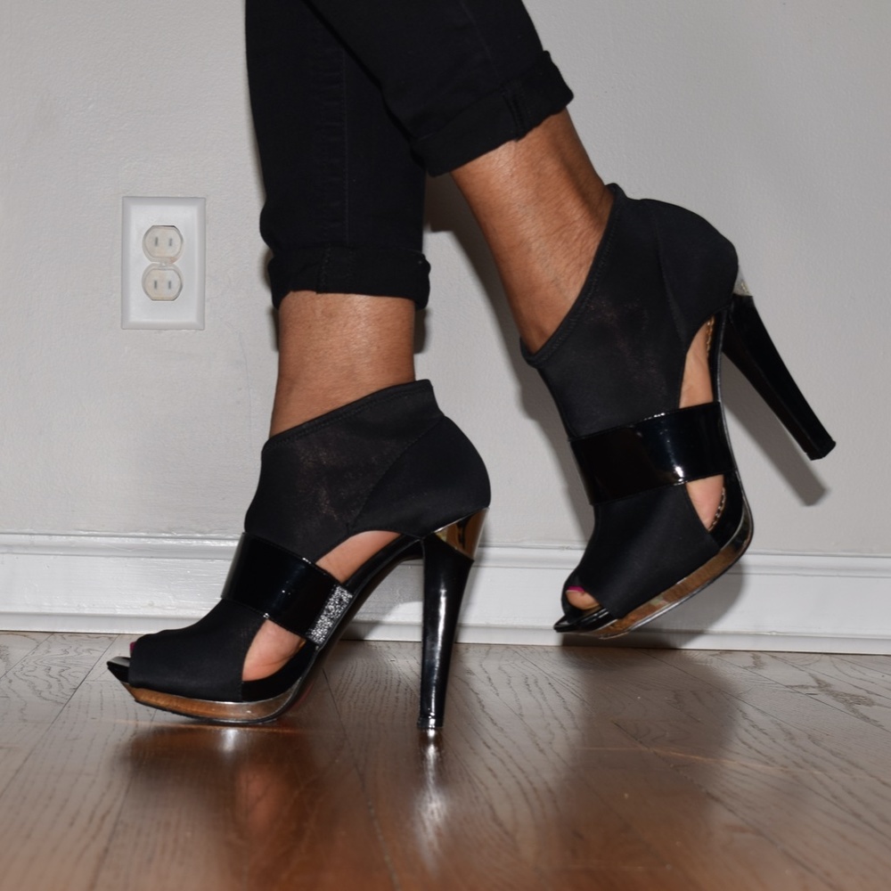 Women's Black Luichiny High Heel Sandal Size 10